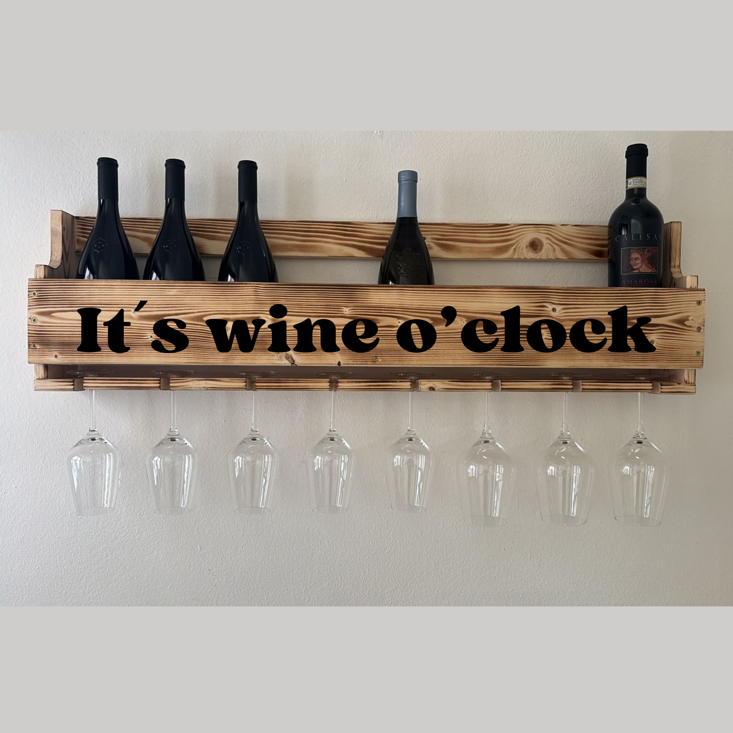 It´s wine o’clock