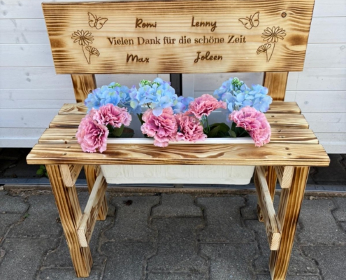 73b3caac-fd84-4d66-b426-bd902d40a963